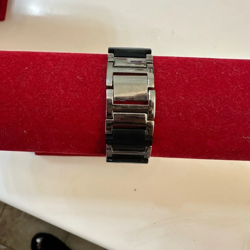 Hello Kitty Rhinestone Watch - Picture 2 of 4